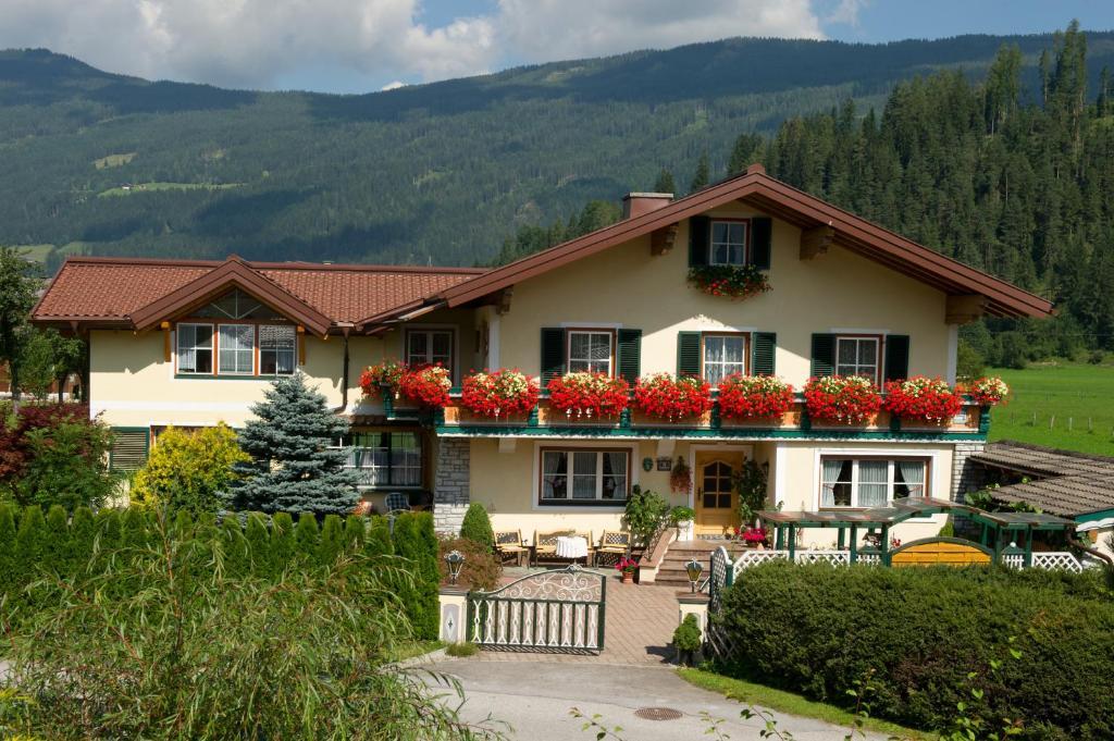 Haus Martina Hotel Radstadt Luaran gambar